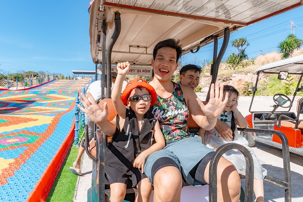 AdoraBay guests