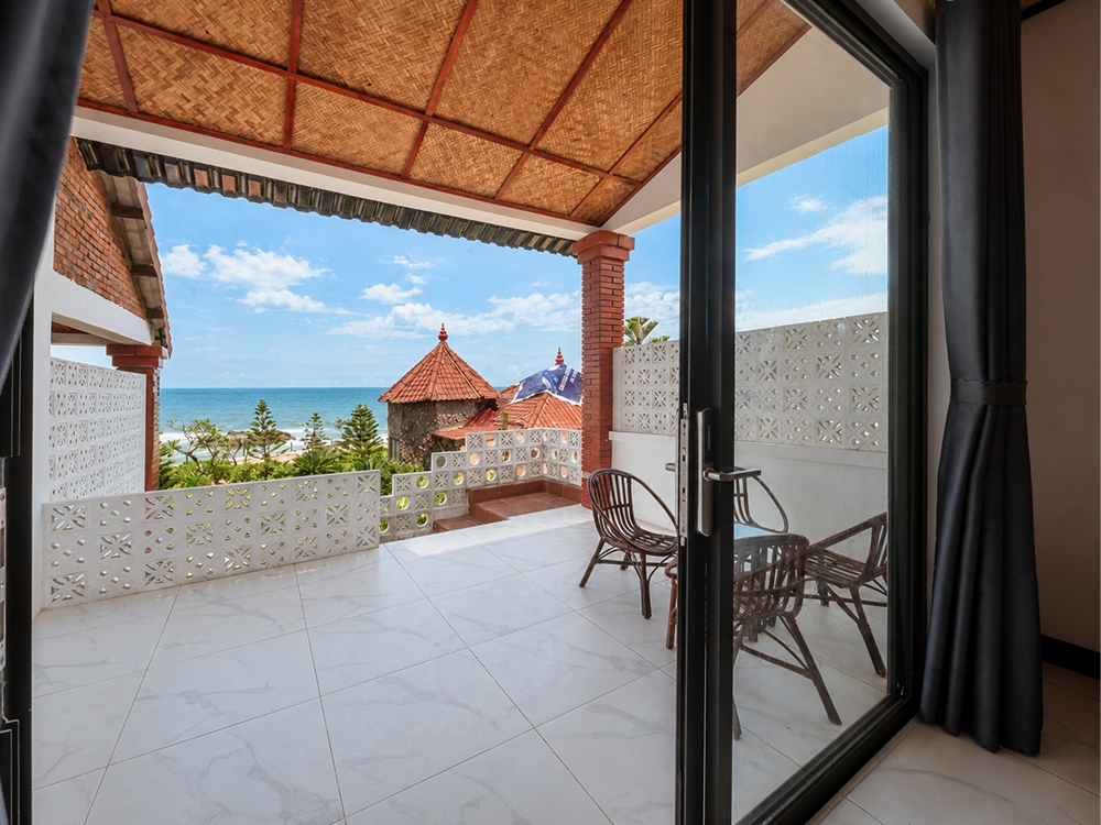 Beachfront Grand terrace 1.webp